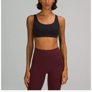 In Alignment Straight Strap Bra A/B Light Support LuluLemon 4 A/B